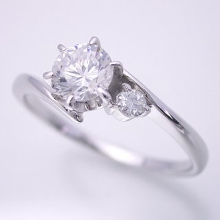 福井県・Oさま（購入商品：誕生石を入れる事が出来る婚約指輪 [BH005]）