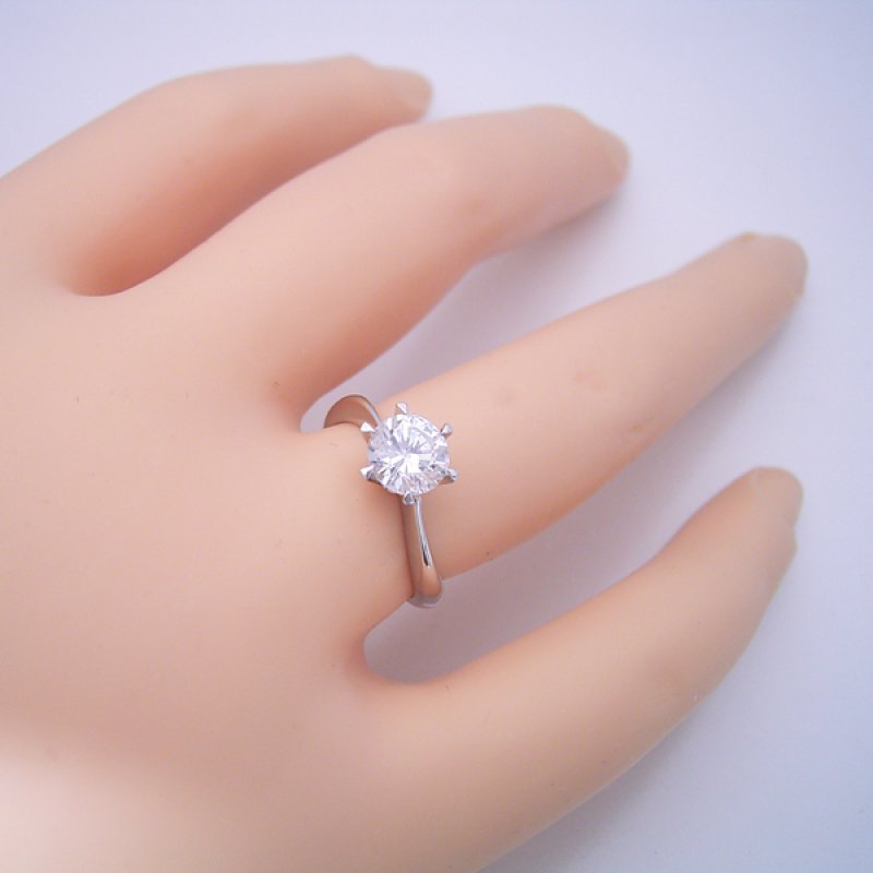 画像12: １カラット版：アームデザインが新しいティファニーセッティングの婚約指輪 (12)