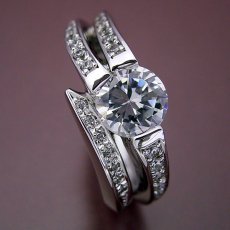 画像1: １カラットらしいデザインを考えた婚約指輪 (1)