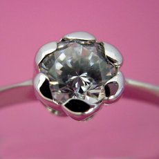 画像3: フラワーデザイン伏せこみタイプの婚約指輪 (3)