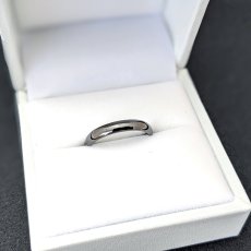 画像6: 最高のシンプルデザインである甲丸タイプの結婚指輪 (6)