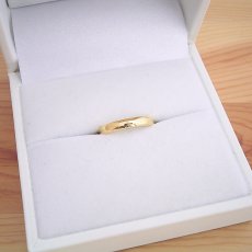画像4: 最高のシンプルデザインである甲丸タイプの結婚指輪 (4)