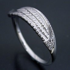 画像4: 長く使える指輪としてデザインしたフェザー（羽）の結婚指輪 (4)