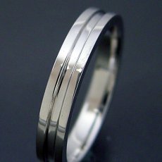 画像2: シンプルなラインの結婚指輪 (2)