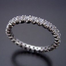 画像1: 最高品質のダイヤモンドで作るフルエタニティリング (1)