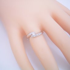 画像5: 地金を使ってボリュームを出した婚約指輪 (5)