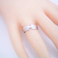画像5: ダイヤよりも着け心地を重視した婚約指輪 (5)