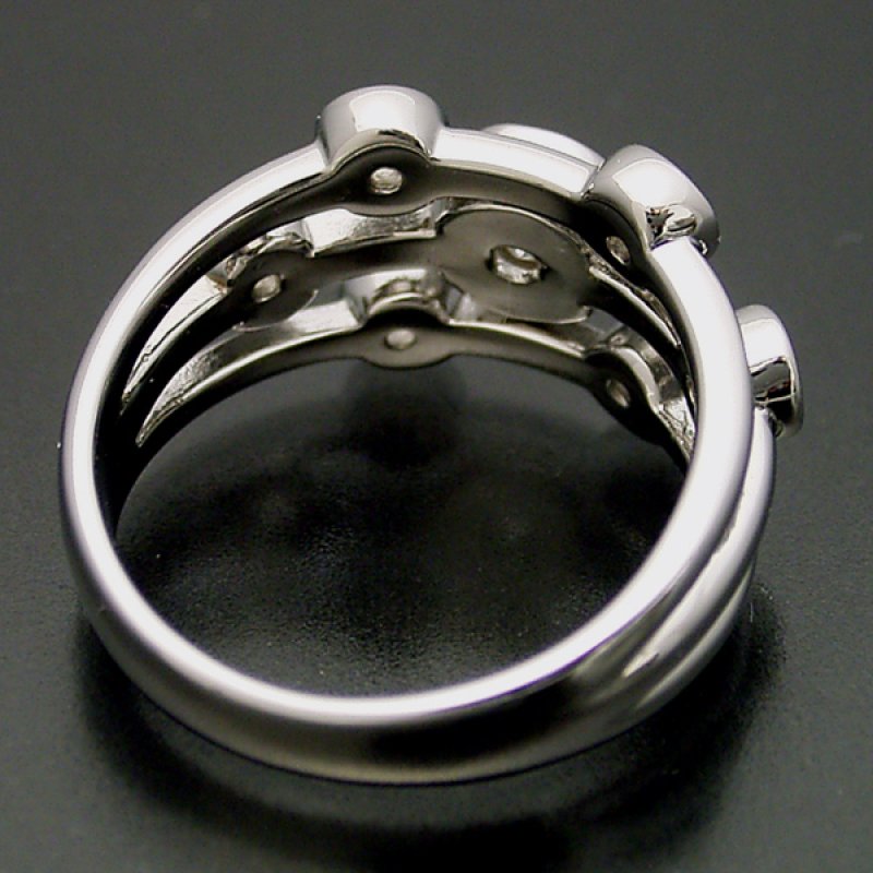 画像4: 0.5カラット版：身に着ける人を選ぶ大人の婚約指輪 (4)