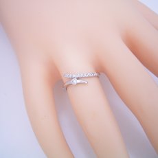 画像5: シンプルで豪華な婚約指輪 (5)