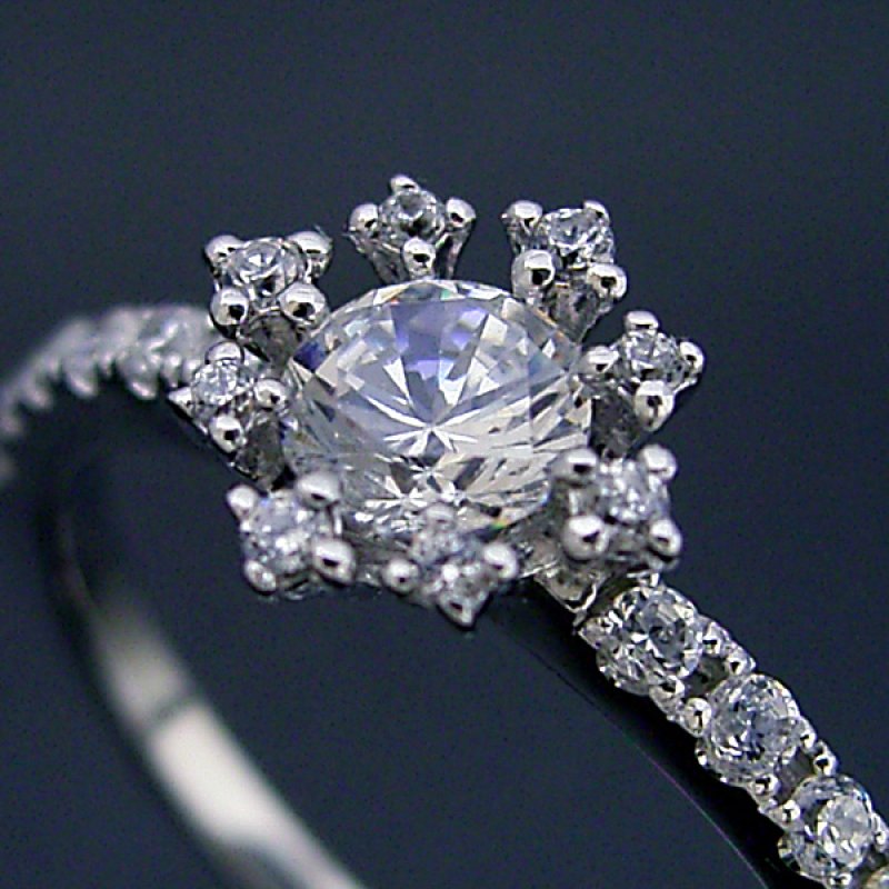 画像3: 魔法のように素敵な婚約指輪 (3)