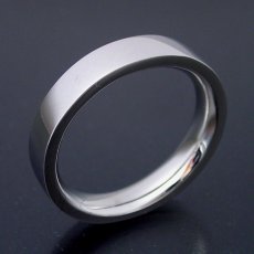 画像1: 平打ちタイプの結婚指輪「極（きわみ）平打ち　type  2」 (1)