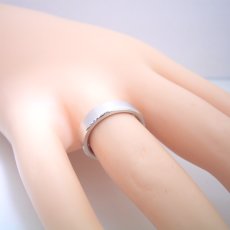 画像5: 角を落とした「面取り」が美しい結婚指輪「極(きわみ) type i」 (5)