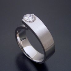 画像3: シンプルでスタイリッシュな婚約指輪「Kiwami type Six」 (3)