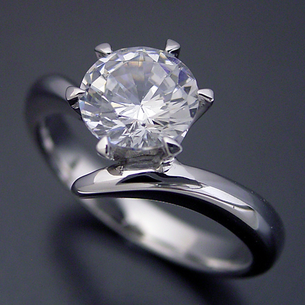 画像1: １カラット版：６本爪Ｖラインタイプの婚約指輪 (1)