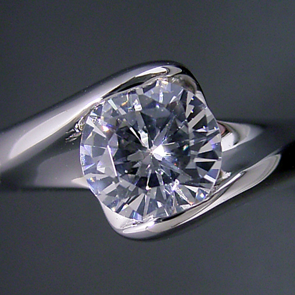 １カラット版：流れるようなラインの伏せこみタイプの婚約指輪