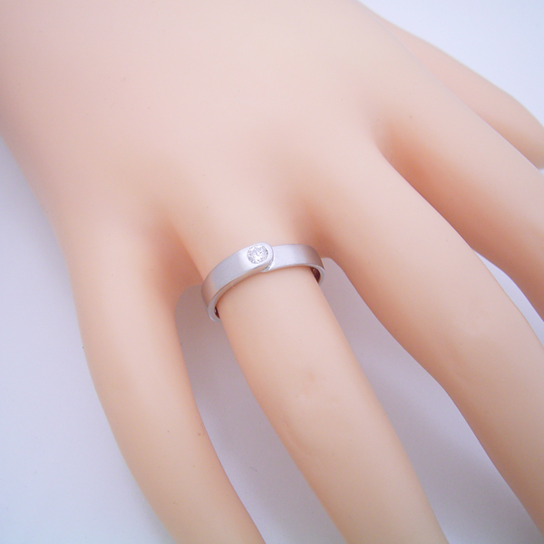 店長の結婚指輪がベースの結婚指輪