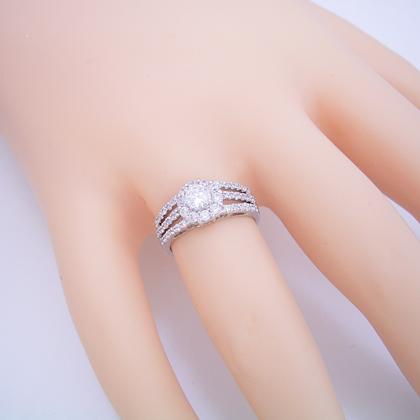 豪華なのに上品な婚約指輪 - 婚約指輪(エンゲージリング) - 婚約指輪 